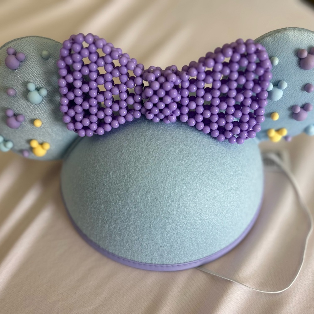 Disney Parks Minnie Mouse Ears Hat with Beaded Purple Bow and Foam Mickey Heads
